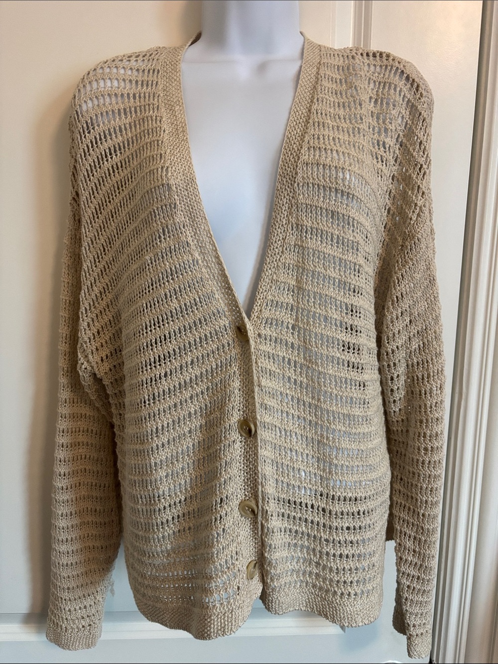 Max Studio Women’s Light Beige Open-Knit Button Front Cardigan M #171Sw
